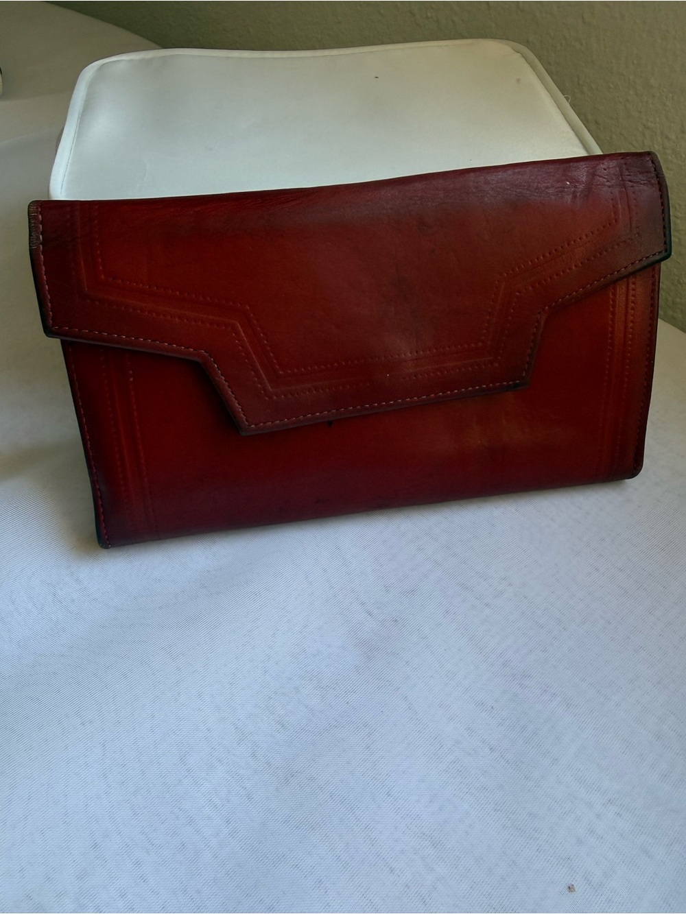 Vintage Princess Gardner Top Grain Cowhide Red Leather Kiss Lock Wallet